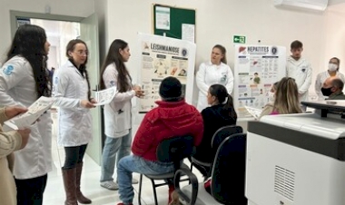 Medicina da URI informa comunidade sobre como prevenir as hepatites e a leishmaniose