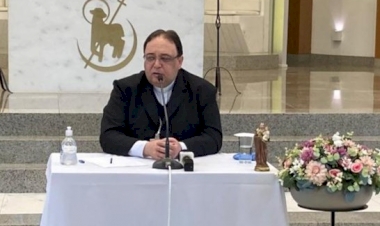 Dom Adimir convida Diocese de Erexim a rezar pelo Papa Leão XIV