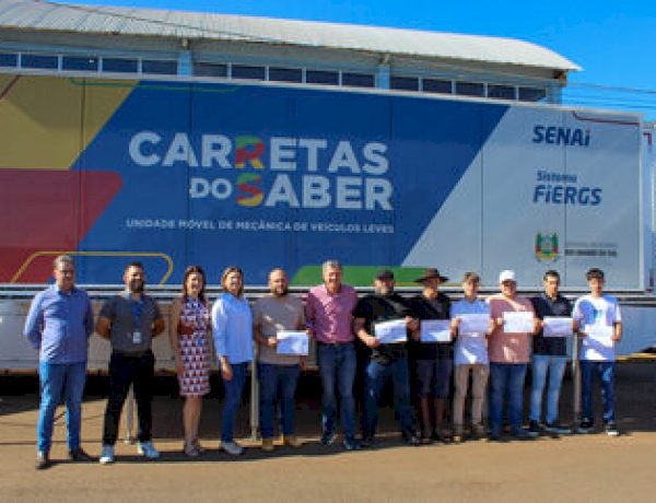 Ipiranga do Sul forma 18 alunos em curso de mecânica e elétrica automotiva pela Carreta do Saber