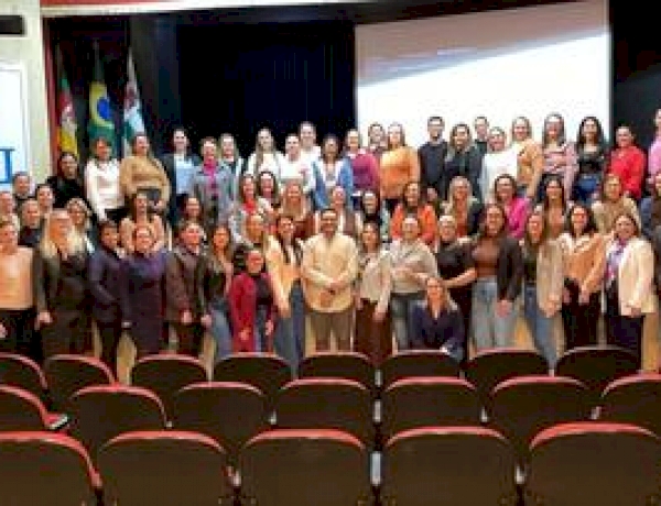 Encontro reúne 32 municípios para fortalecer a Gestão Educacional no Alto Uruguai