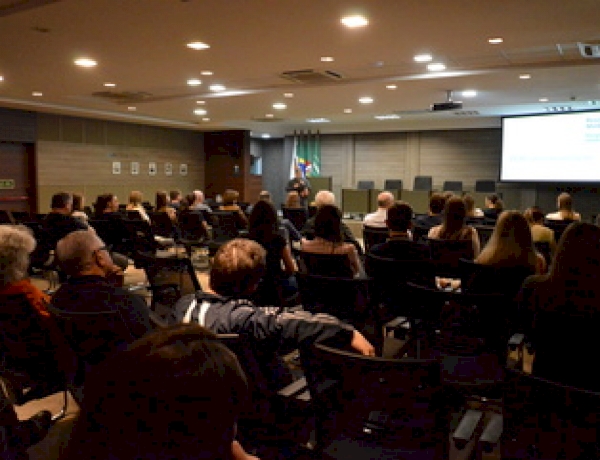 Hospital Unimed Erechim realiza Aula Magna da primeira turma de Residência Médica