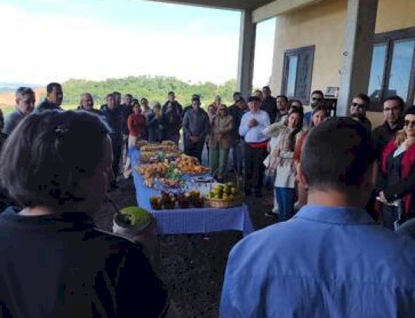 Floriano Peixoto recebe delegação de Minas gerais em momento de integração, cooperativismo e valoraização da cultura. 