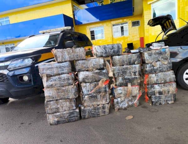 PRF apreende quase 400kg de maconha em Passo Fundo