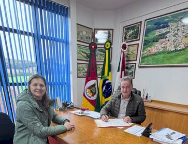 ​ Vice-prefeita Luciana Folle assume como prefeita em exercício de Ipiranga do Sul   --