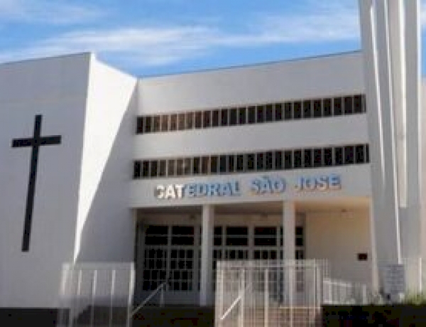 Catedral São José inicia celebrações pelos 50 anos de inauguração de seu atual templo