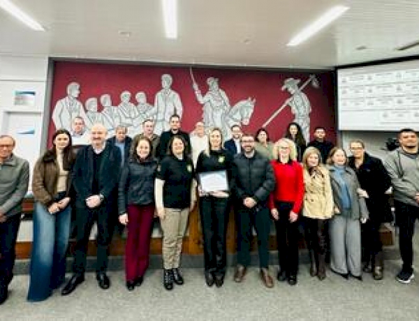 Curso de Nutrição recebe homenagem do Legislativo de Erechim pelos seus 20 anos