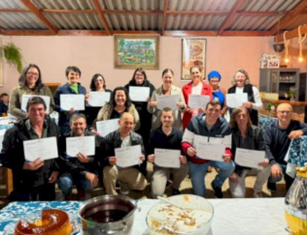 Projeto de qualificação em turismo avança no Alto Uruguai e Senac Erechim certifica nova turma em Cruzaltense