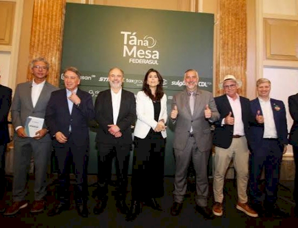 Debate da Federasul expõe visões dos pré-candidatos ao Senado