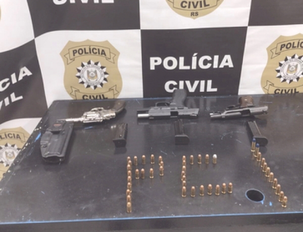 Investigado por estelionato é preso com armas em Erechim