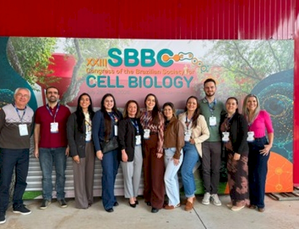 Professores e estudantes de Biomedicina e Farmácia da URI participam de Congresso em São Paulo