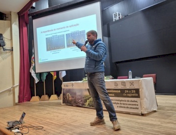 Palestra sobre manejo de plantas daninhas abre Semana Acadêmica de Agronomia da URI 