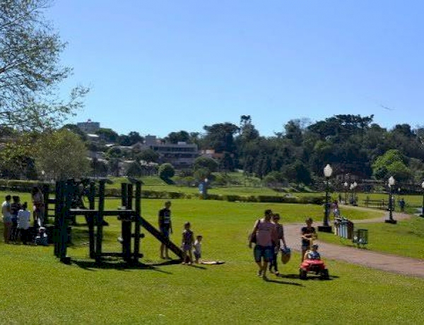 Sexta-feira de forte calor dará lugar a novo período de chuva no RS