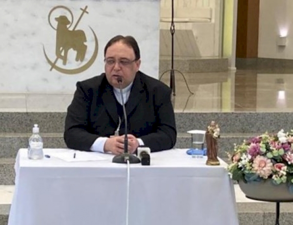 Dom Adimir convida Diocese de Erexim a rezar pelo Papa Leão XIV