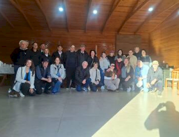 Erebango recebe visitantes da Jornada Médica Internacional para conhecer o patrimônio histórico e cultural do município