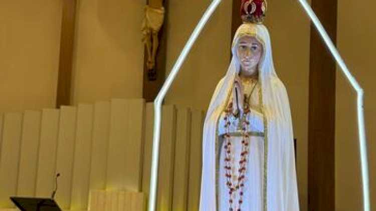 Santuário de Fátima vive mais um dia de oração e preparação para a Romaria