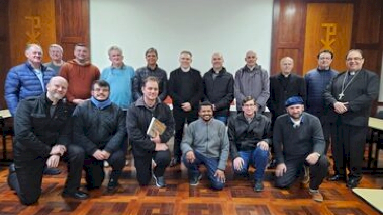 Dom Adimir participa de Curso Permanente dos Presbíteros do Regional Sul 3 da CNBB