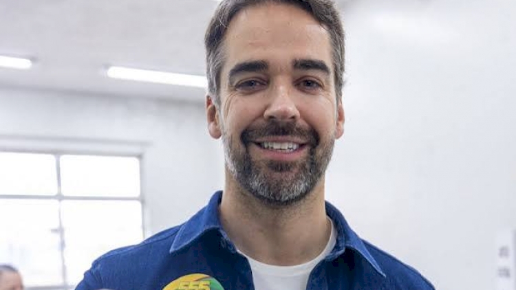 “Os gaúchos fizeram a sua escolha democraticamente, e eu desejo êxito ao novo governo”, diz o governador Eduardo Leite