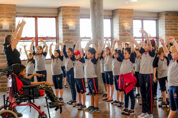 Festival de Dança de Erechim segue com apresentações, oficinas e palestras