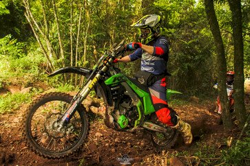 Erechinenses garantem pódio na penúltima etapa do Gaúcho de Enduro de Regularidade