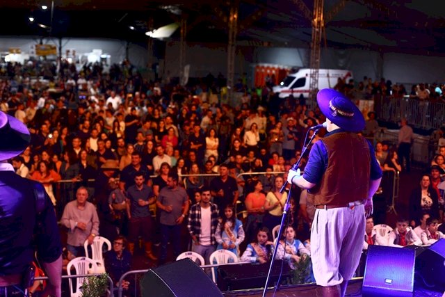 O tradicionalismo na voz de César Oliveira & Rogério Melo
