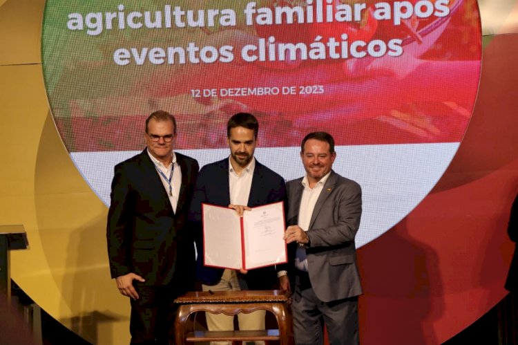 Governo do Estado realiza assinatura de convênios do Programa de Recuperação da Fertilidade do Solo I e lança a primeira etapa do Programa Reconstrói no Campo I
