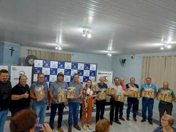 Premiados os participantes do 1º Encontro Municipal do Vinho Artesanal de Ipiranga do Sul