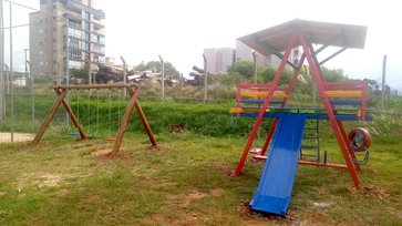 Getúlio Vargas - Instalada nova praça infantil no complexo esportivo do Ginásio de Esportes Ataliba José Flores