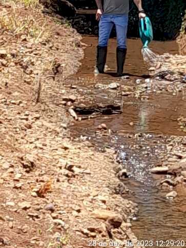 Vigilância Ambiental em Saúde realiza segunda aplicação de BTI para controle do mosquito borrachudo