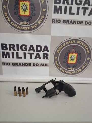 BM prende homem por ameaça e posse irregular de arma de fogo em Campinas do Sul.