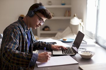 Flexibilidade nos estudos: Senac Erechim abre inscrições para cursos técnicos EAD