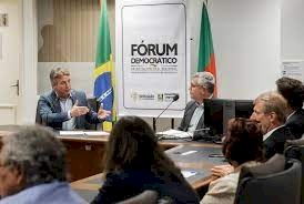Educação, racismo e terceira idade foram temas de destaque em 2023 no Fórum Democrático, promovido pela Assembleia Legislativa