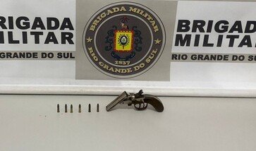 BM apreende arma de fogo em Erechim