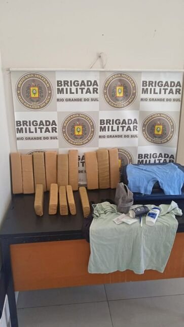 BM apreende 14 tabletes de maconha durante fiscalização de ônibus na rodoviária