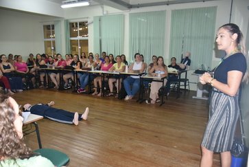 Profissionais da educação da Rede Municipal de Ensino de Getúlio Vargas participam de formação da Lei Lucas
