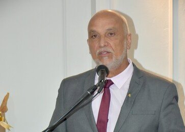 Luis Carlos Zago é empossado presidente do Clube do Comércio