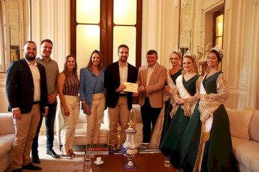 Comitiva de Severiano de Almeida divulga Exposeva na Capital do Estado