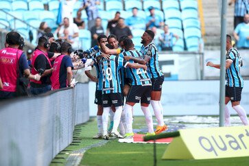 Grêmio goleia Guarany de Bagé na Arena e encara Brasil de Pelotas na próxima fase do Gauchão