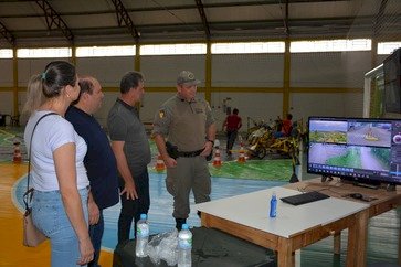 IPIRANGA DO SUL - Exposição da Segurança Pública com demonstrações  foi realizada no sábado (12).