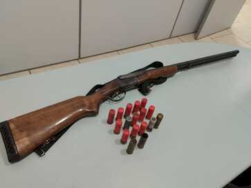 HOMEM É PRESO EM FLANGRANTE POR POSSE ILEGAL DE ARMA DE FOGO DE USO RESTRITO