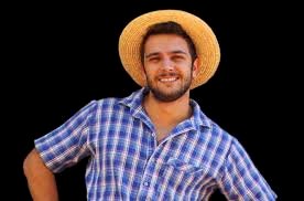 Quem é “Badin, o Colono”? Gaúcho que é fenômeno do humor arrecadou quase R$ 70 milhões para o RS