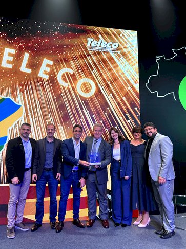 Coprel Telecom Recebe Prêmio de Excelência ABRINT Teleco 2023