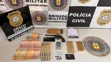 Homem é preso pela PC e BM por tráfico e porte ilegal de arma de fogo. 