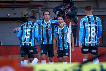 Grêmio vence o Fluminense em retomada dos jogos no Rio Grande do Sul