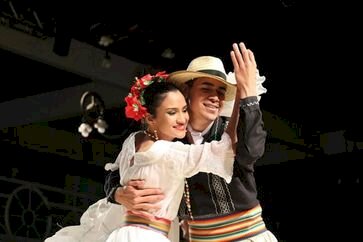 Aberto oficialmente o XVI Festival Internacional de Folclore