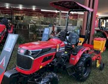 Tratores com tecnologias desenvolvidas para a agricultura familiar são destaque na Expointer
