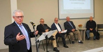 Café do Instituto Unimed/RS discute reforma tributária e efeitos das enchentes no Estado