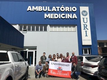 Estudantes de Medicina do Paraguai conhecem Ambulatório do Curso