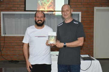 Feira do Livro de Getúlio Vargas 2024 tem  início com grande celebração literária