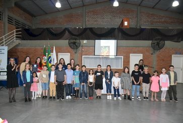 Feira do Livro de Getúlio Vargas 2024 tem  início com grande celebração literária