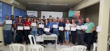 Produtores de Centenário são capacitados em Citricultura